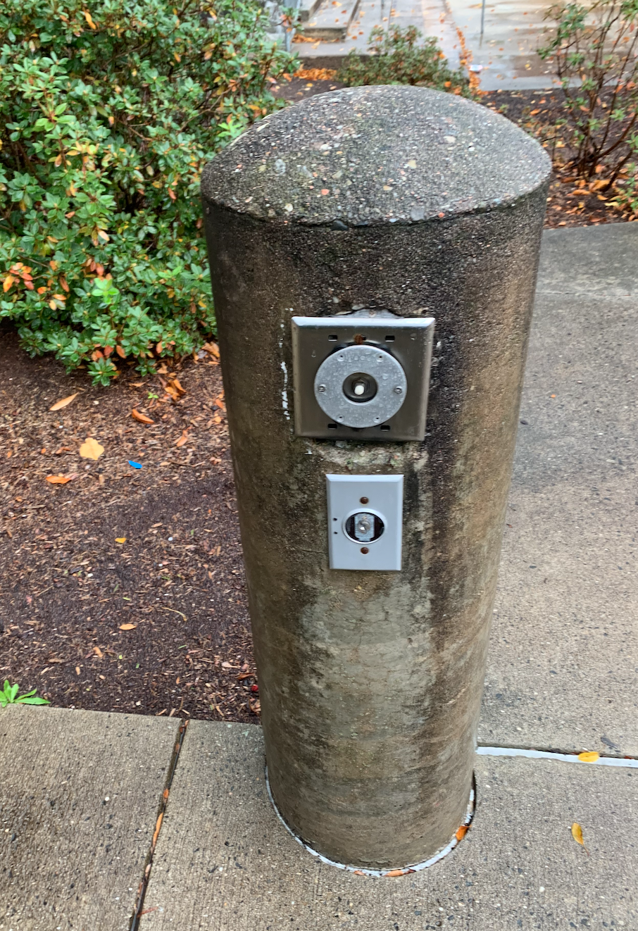 photo of the handicap button that doesn't exist